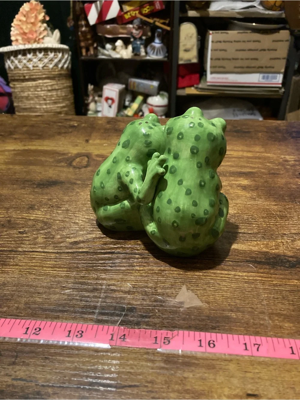 Ganz frog couple salt and pepper shakers